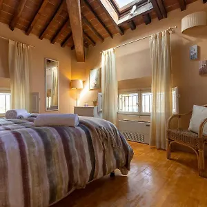 50mt Dalle Mura+parcheggio*appartamento Tipico* Lucca